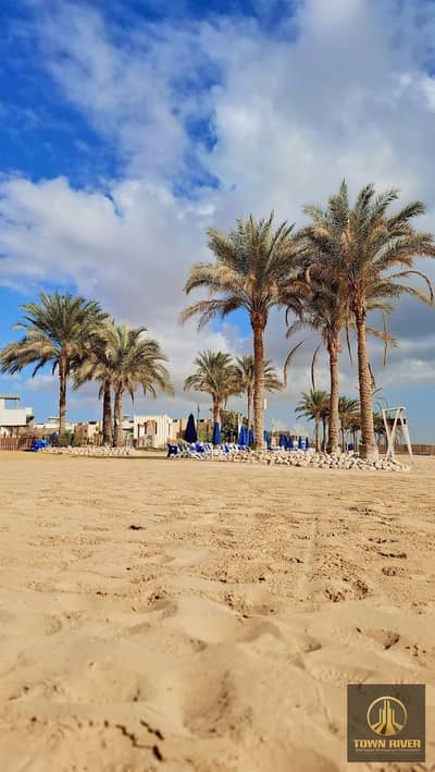 Available at the best price in the market and in a prime location within Aroma Village, Ain Sokhna. The village offers a full range of amenities,