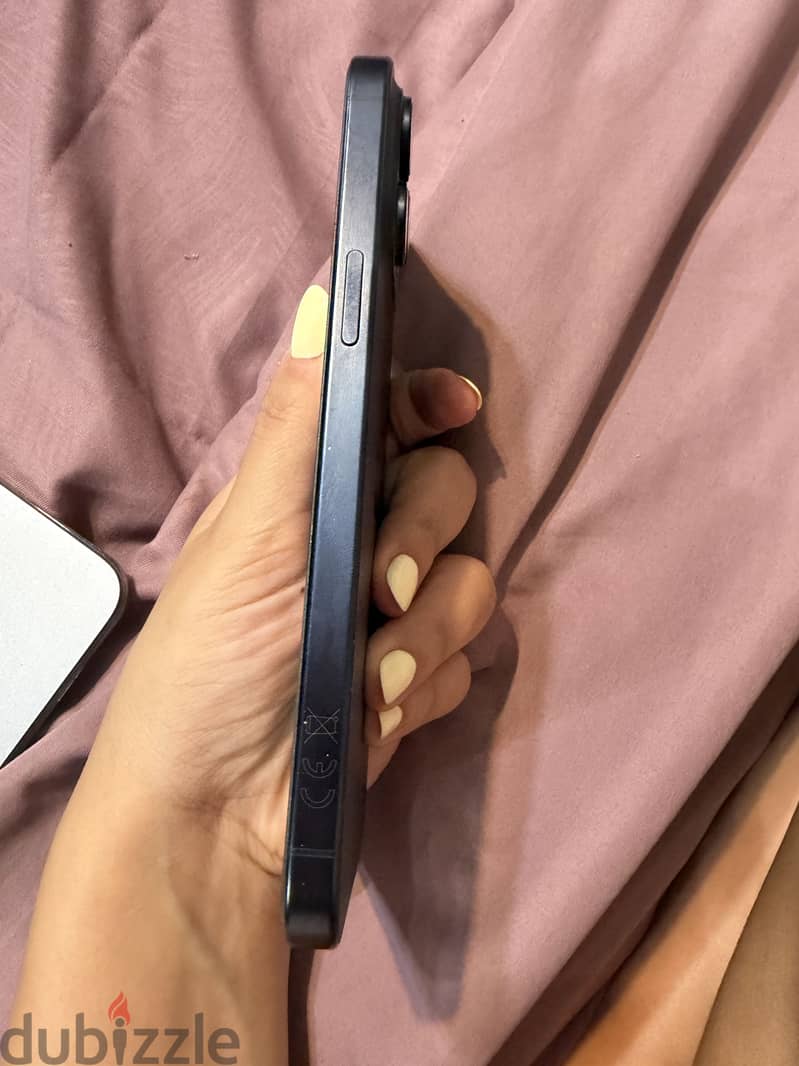 Apple - iPhone 15 Pro Max 2