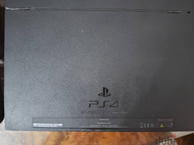 PlayStation 4 fat 500GB + 2 controllers 3