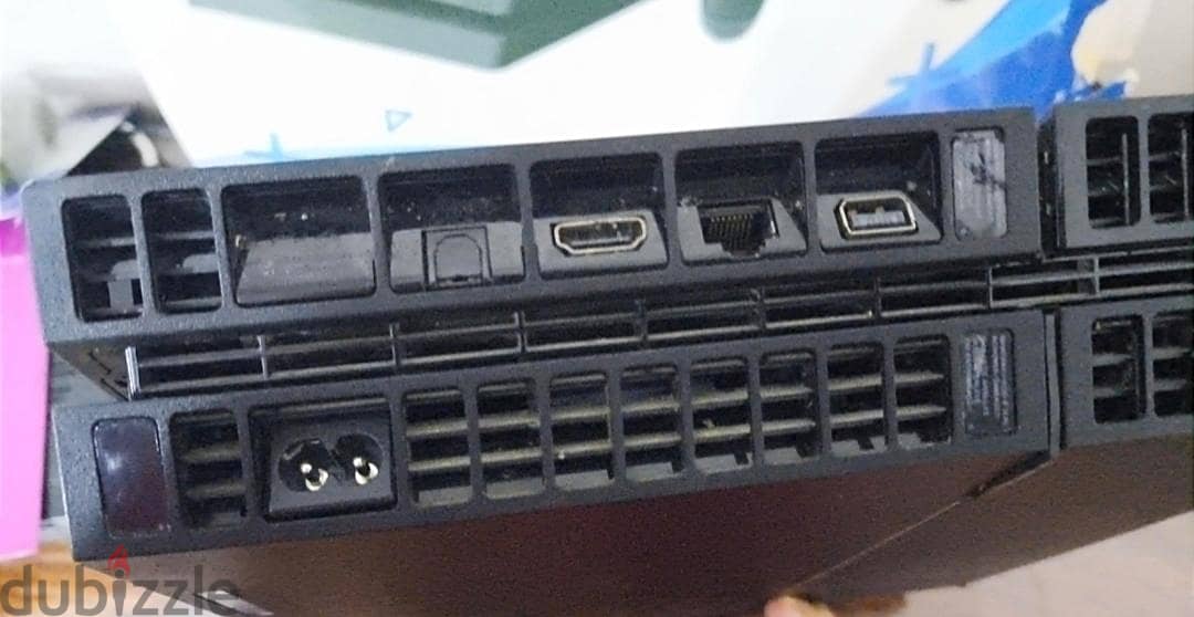 PlayStation 4 fat 500GB + 2 controllers 4