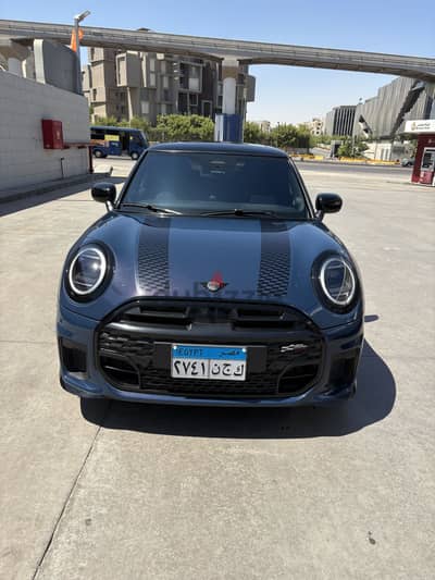 2025 MINI Cooper C (JCW)
