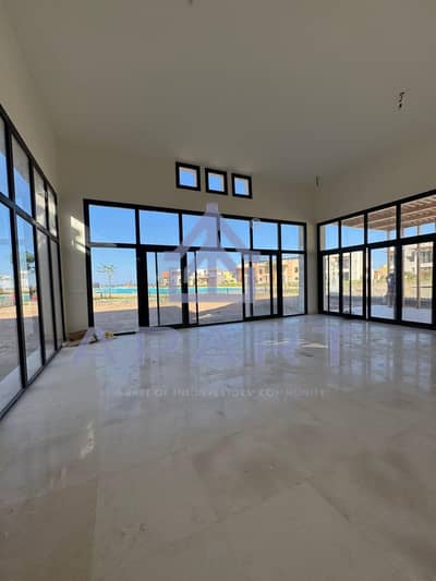Sea-view villa - third row - 3 rooms | Installment up to 8 years