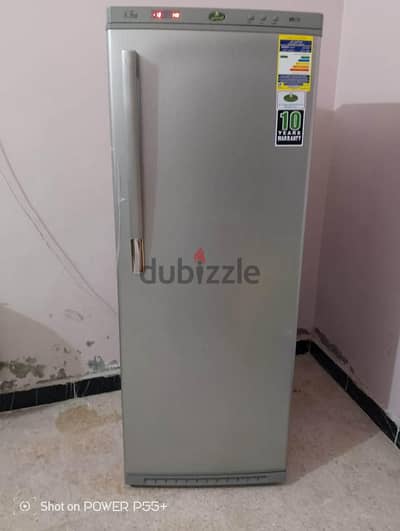 للبيع ديب فريزر كريازي 6 درج استعمال نظيف