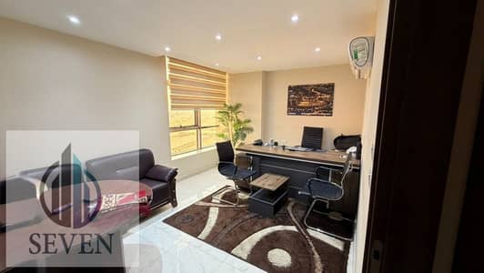 *Ultra-modern 100m² air-conditioned office for rent in Grand Plaza Al-Hijaz, the most prestigious administrative building in Zahraa Al-Maadi for compa