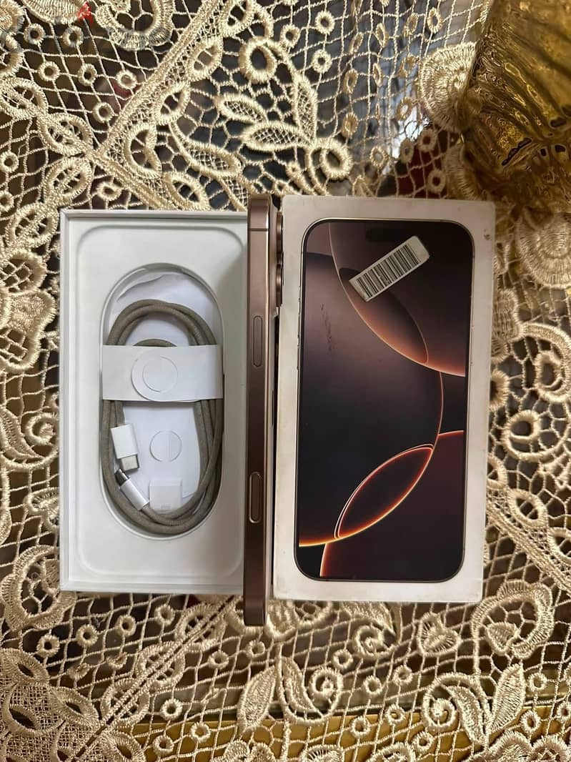 Apple - iPhone 16 Pro Max 1