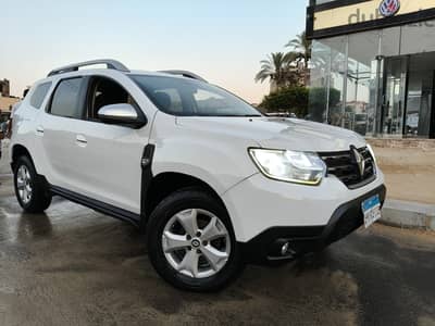 Renault Duster 2020 p2 ابيض