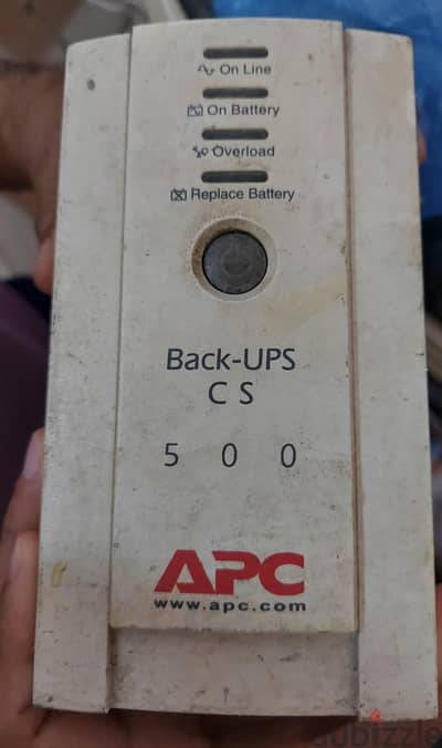 بطارية APC بحالة جيدة جدا