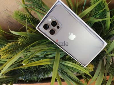آبل - آيفون 15 برو