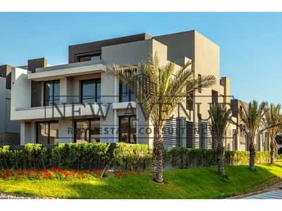 عرض  خاص على كاش تاون هاوس للبيع في لا فيستا سيتي العاصمة الإدارية الجديدة بتشطيب كامل استلام فورى من شركة لا فيستا La Vista City New Capital