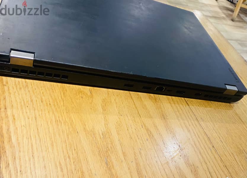 Lenovo Thinkpad P50- Workstation 3