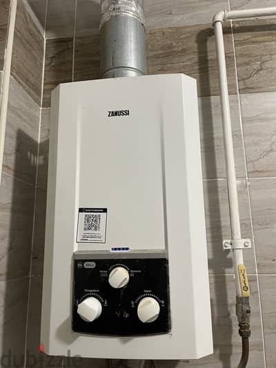 سخان غاز زانوسي zanussi water heater 10 litres