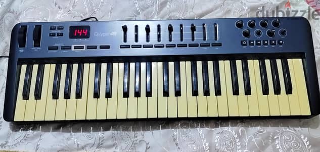 ميدى كيبورد ام اوديو midi keyboard M audio oxygen 49 بحالة جيدة