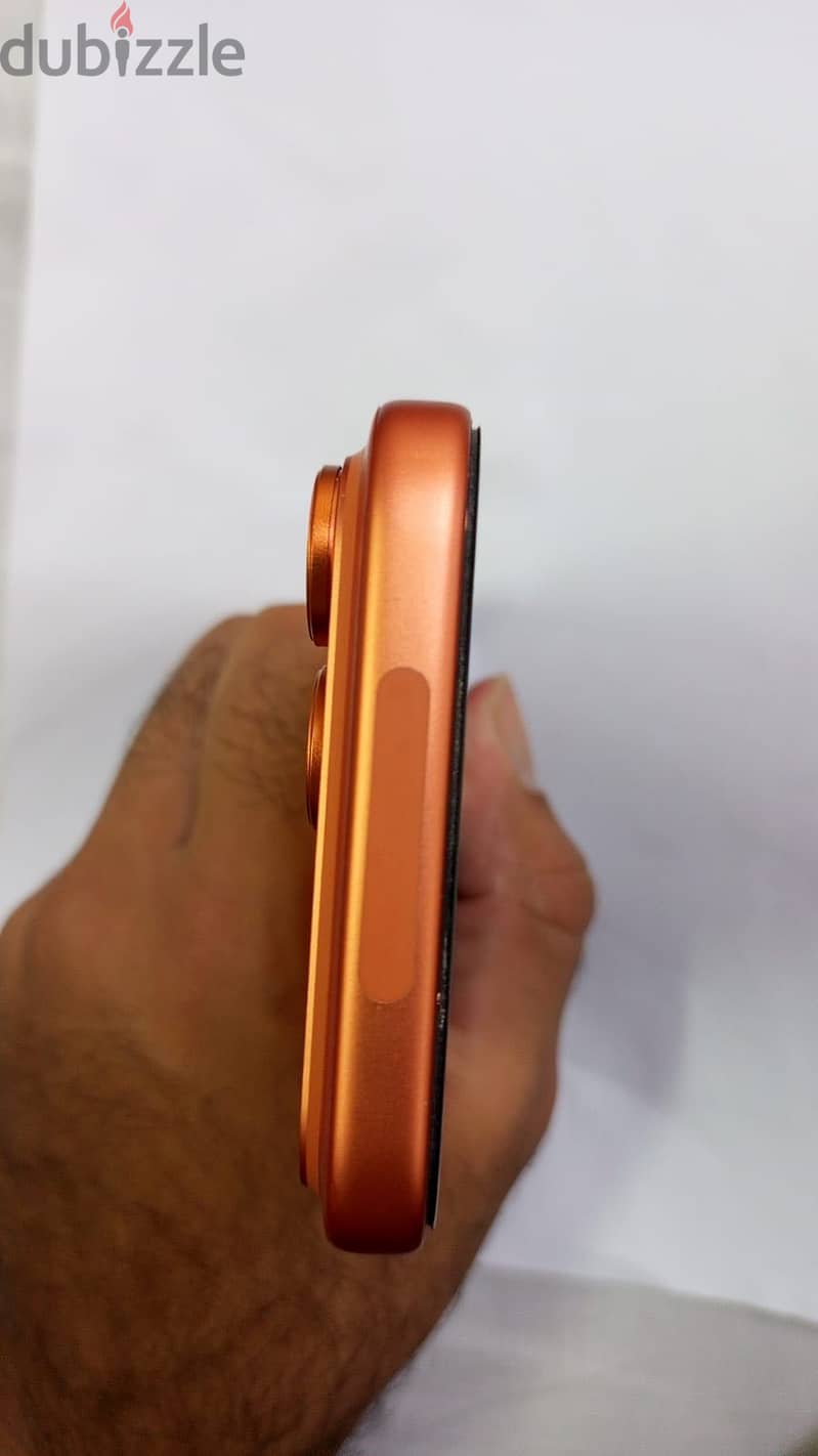 Apple - iPhone 17 Pro Max 4