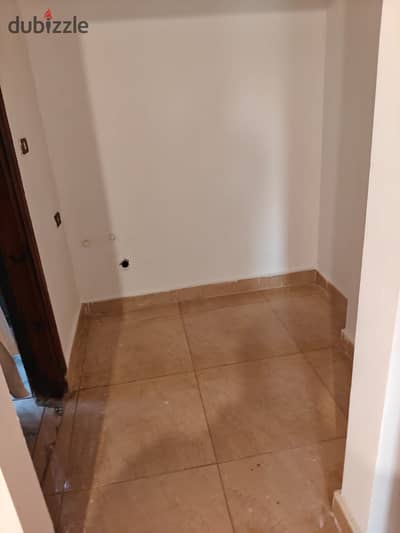 Apartment for rent lotous direct to 90st