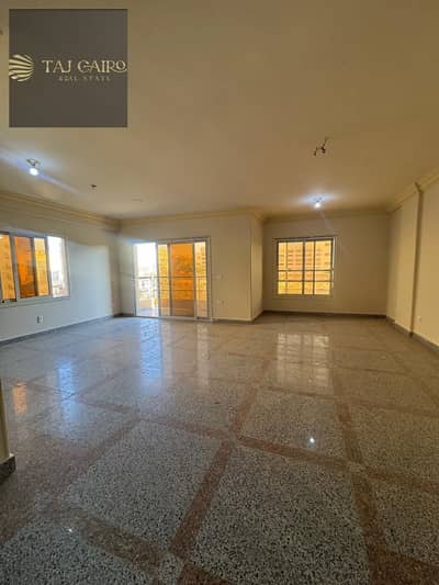 For sale: An exceptional, super-deluxe apartment (235 sqm) ready for immediate handover, located in an upscale villa district in the Fifth Settlement.