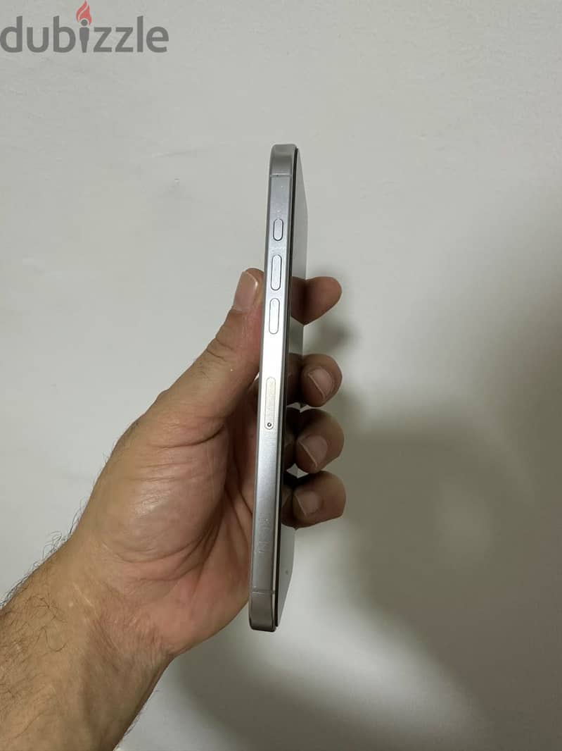 Apple - iPhone 16 Pro Max 2