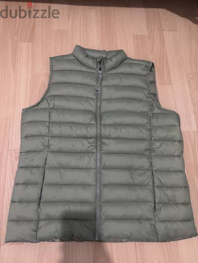 Green cut puffer jacket