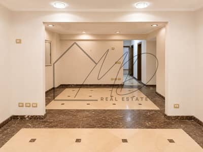 شقة للإيجار السكني في كامب شيزار 150م