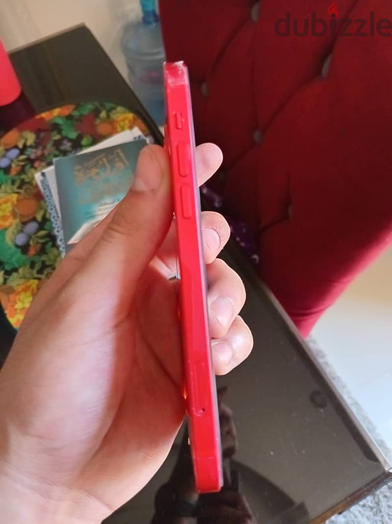 Iphone 12 in good condition 4