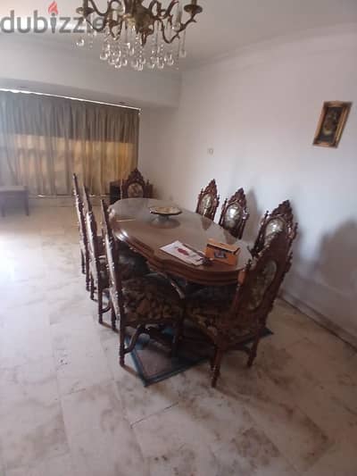 full dining room