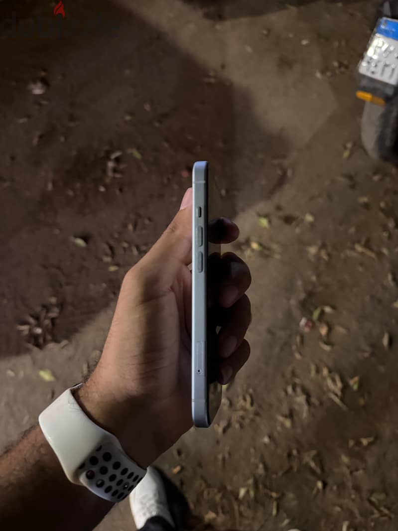 Apple - iPhone 15 1