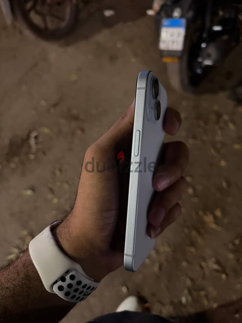 Apple - iPhone 15 5