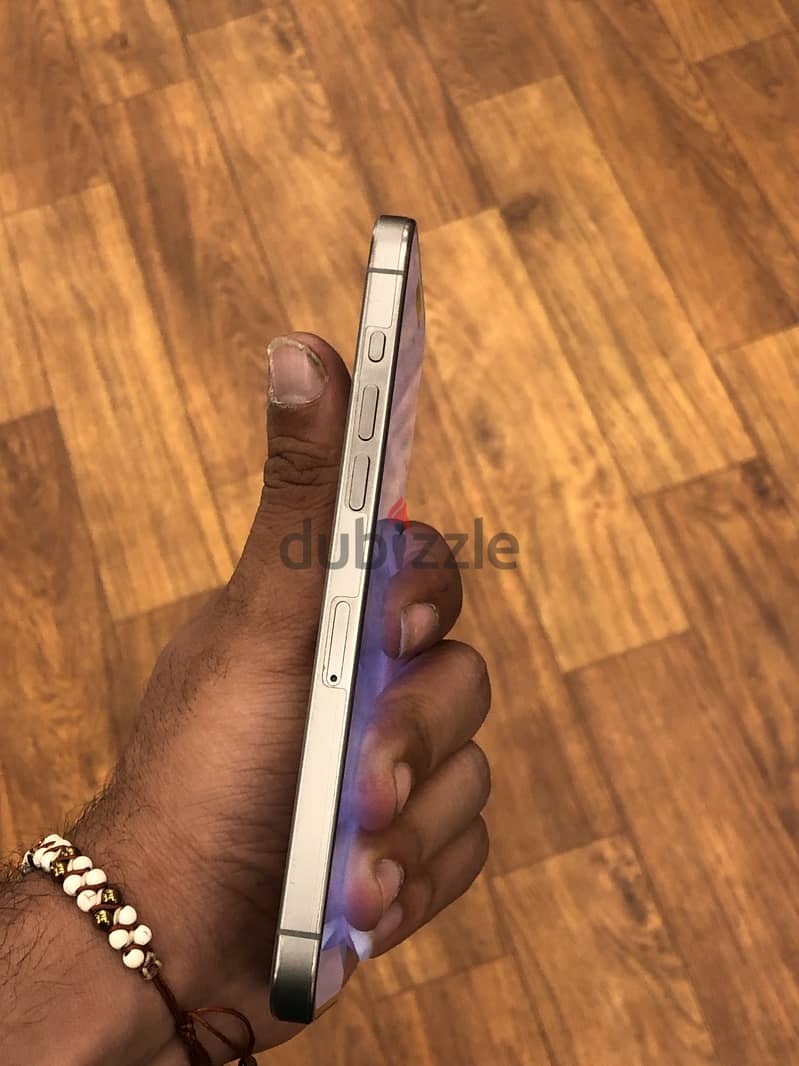 Apple - iPhone 15 Pro Max 2