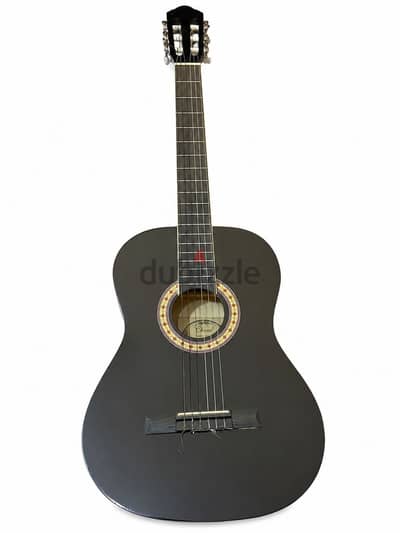 Chord Classical Guitar - comes with 2 guitar picks, A capo and a tuner