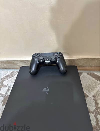 Ps4 slim للبيع خردة