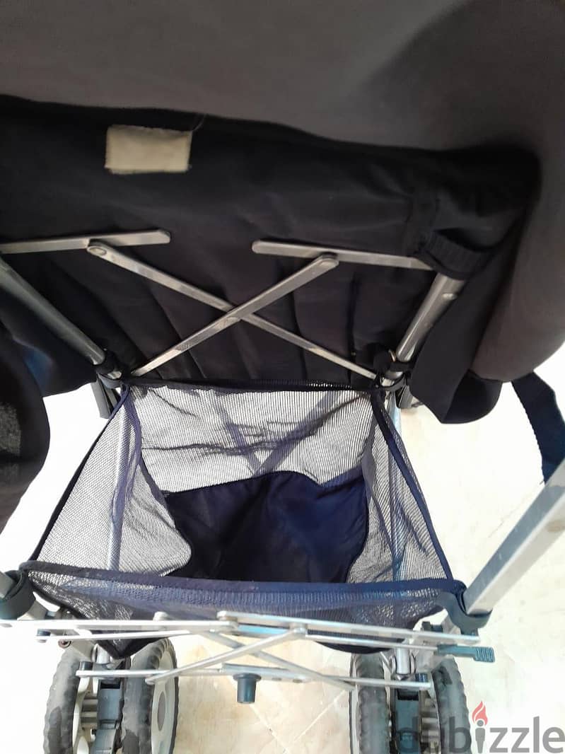 baby stroller with perfect condition 1