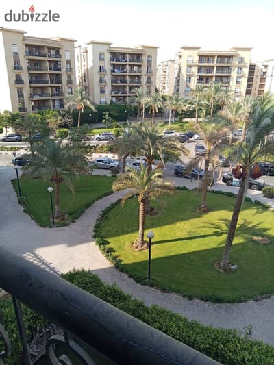 Unfurnished apartment for rent 180 sqm upper floor near Eastern Market East Court and Gate 22 company finishes Phase 7 Al Rehab 2