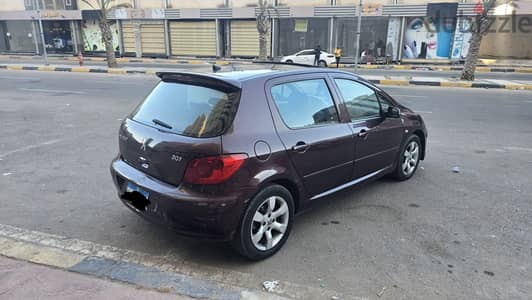 بيجو 307موديل 2007(أعلى فئة فتحة سقف) 