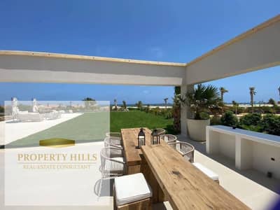 Villa Corner for Sale in Marbella, Finished with Air Conditioning and Kitchen (At the Lowest Price - Most Distinctive Sea View - Largest Room Division)