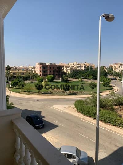 Apartment for rent  residential first residence with an area of 300 meters in Al-Narges Villas in the Fifth Settlement – distinguished location and super lux finishing