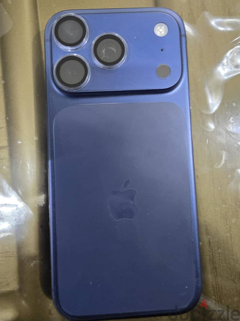 Apple - iPhone 17 Pro 3
