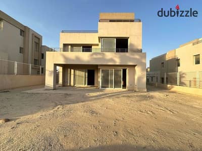 Villa Ready To Move in Golf View Next To New Giza