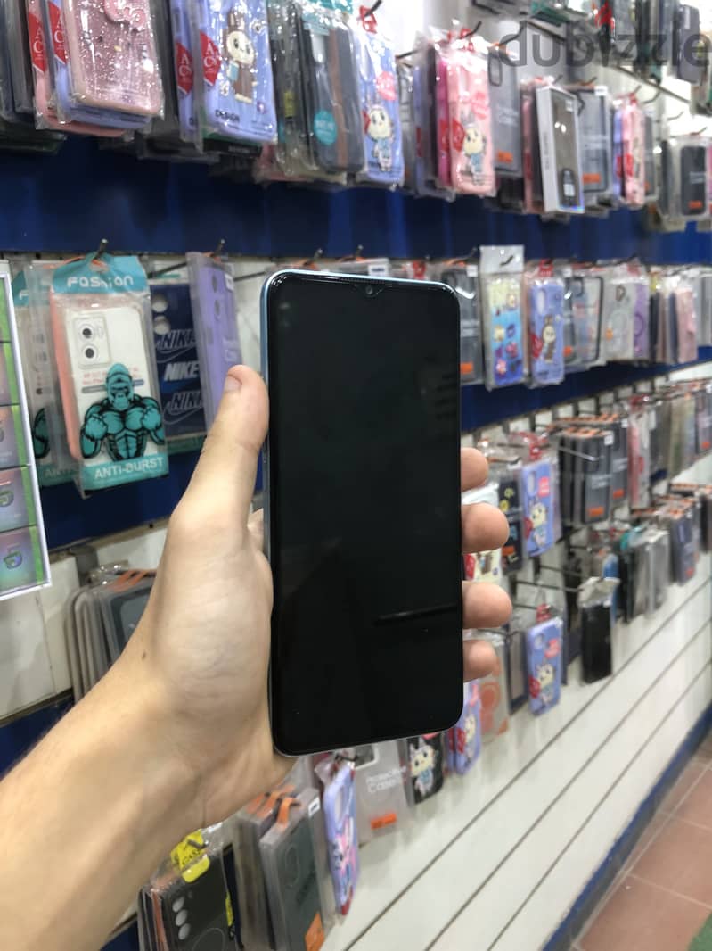 Oppo A77 1