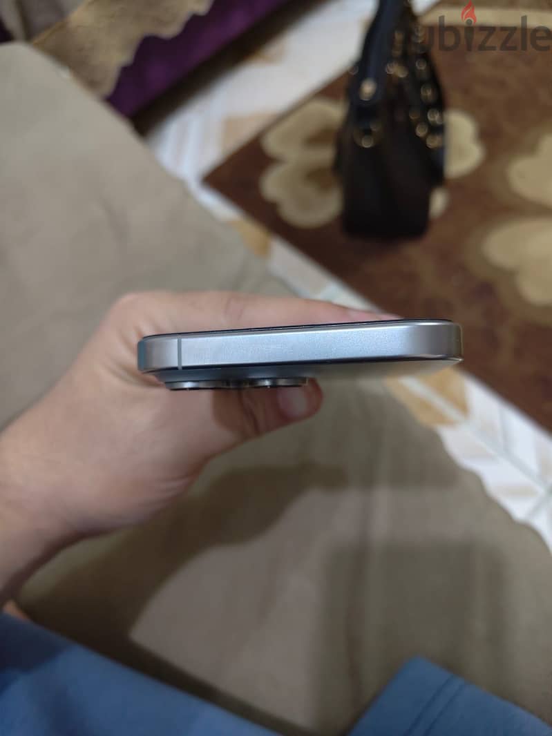 Apple - iPhone 16 Pro Max 1