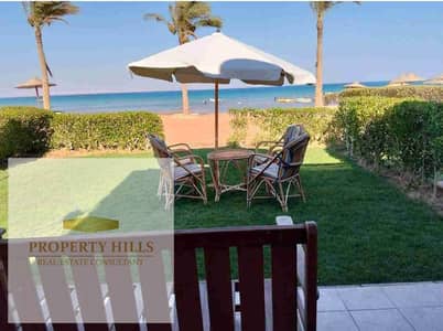 Chalet for sale in lavista bay east with Garden , Ras El Hekma  – Perfect for Investment or Vacation Living   Unit Type: Chalet   Bedrooms: 3   Special Feature: Includes a private garden    Location: La Vista Bay East – Ras El Hekma, North Coast  Project