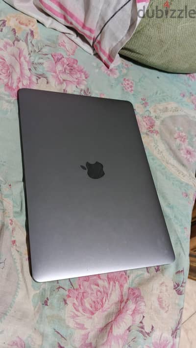 MacBook pro M1
