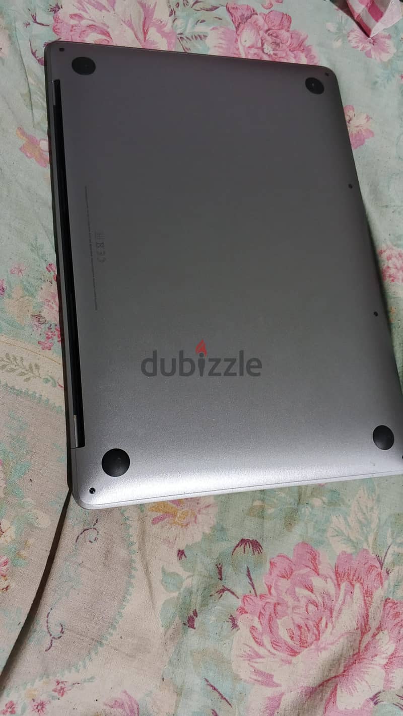 MacBook pro M1 2