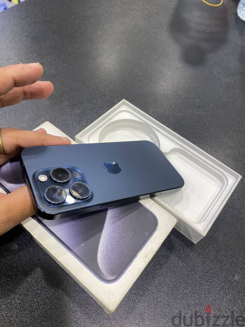 Apple - iPhone 15 Pro 3