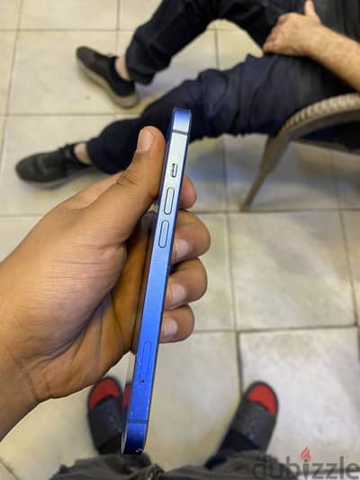 Apple - iPhone 13