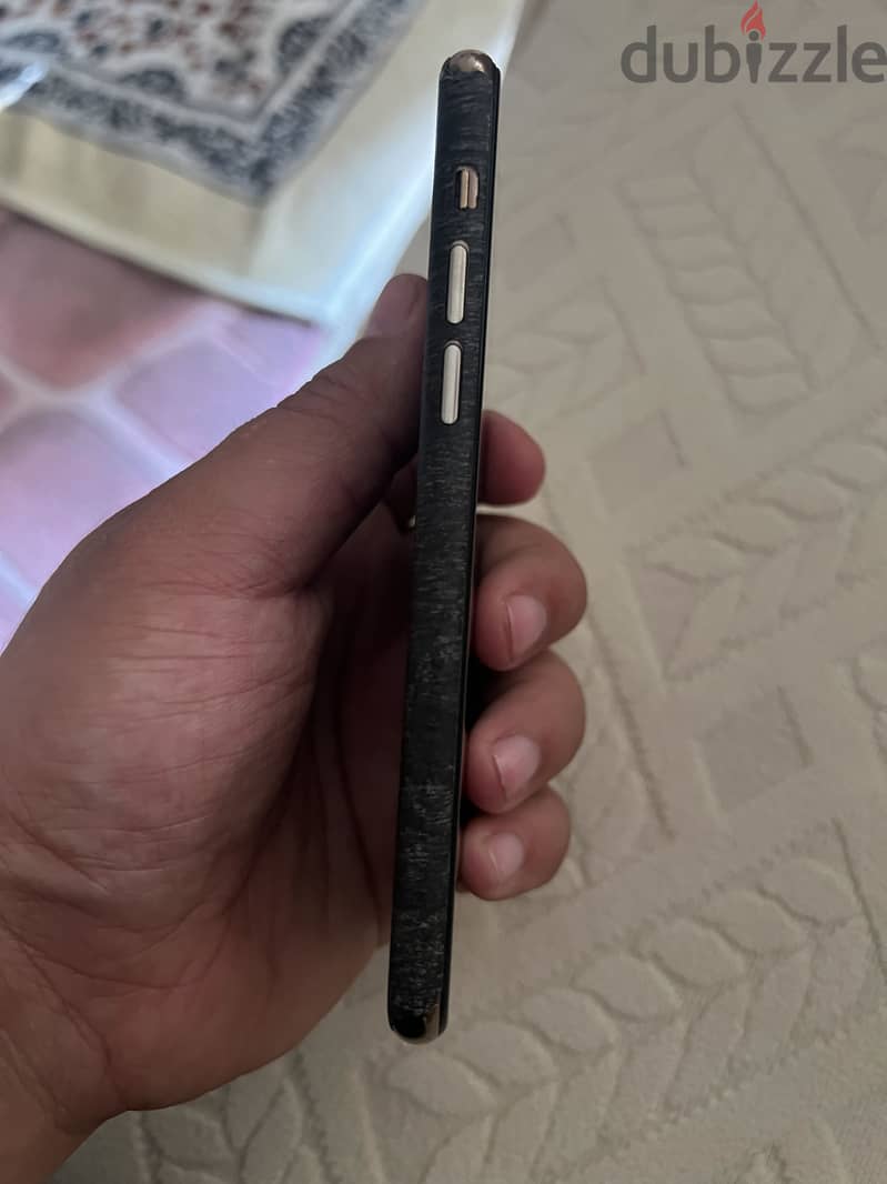 Apple - iPhone 11 Pro 2