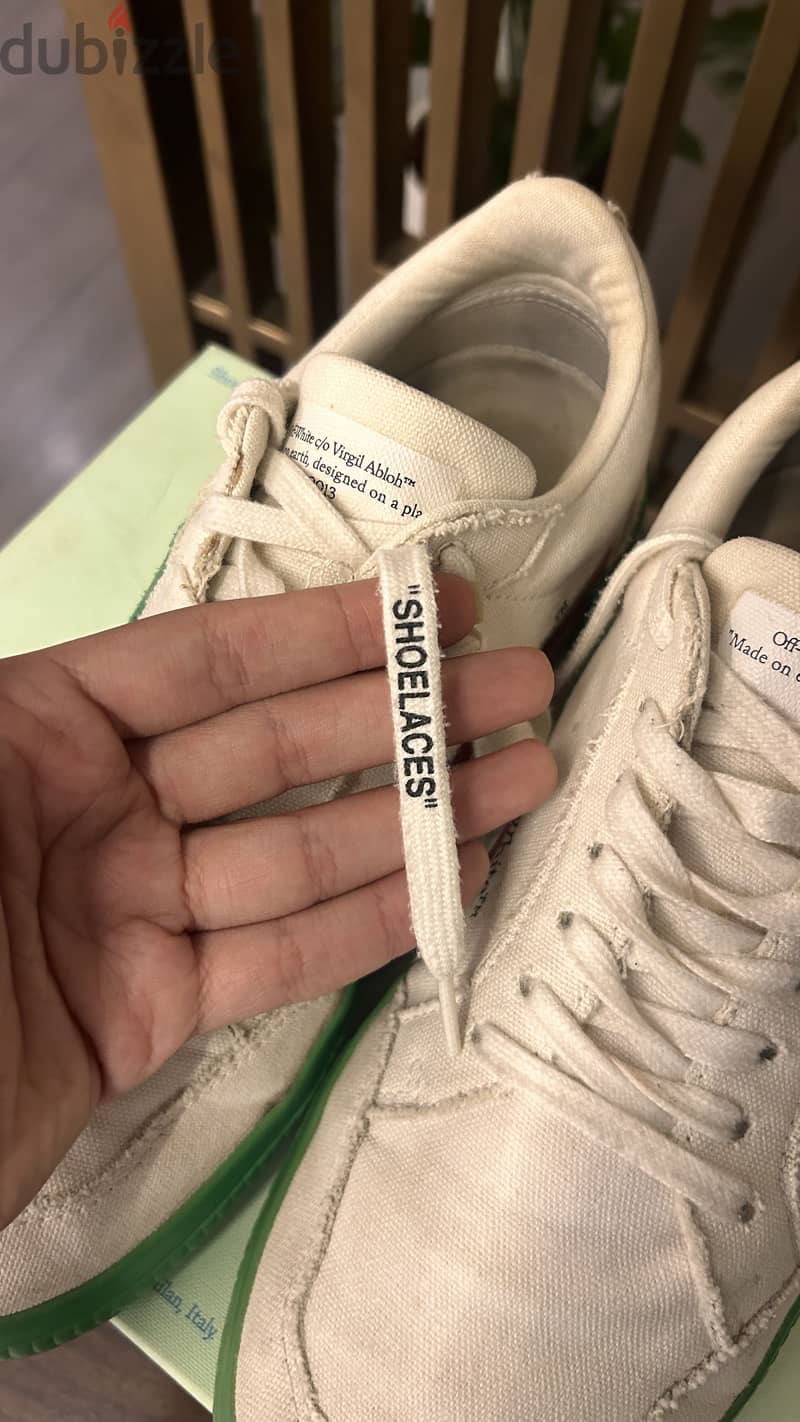 Off-White Vulcanized Low Sneakers – White/Green 5