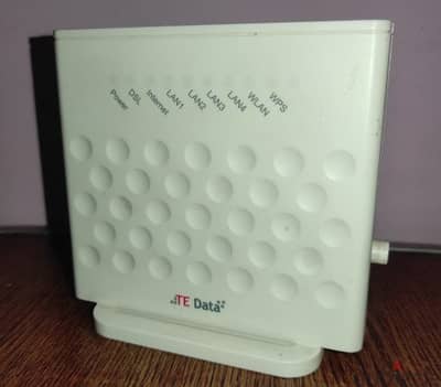 TE Data Router حاله ممتازه بكل مشتملاته