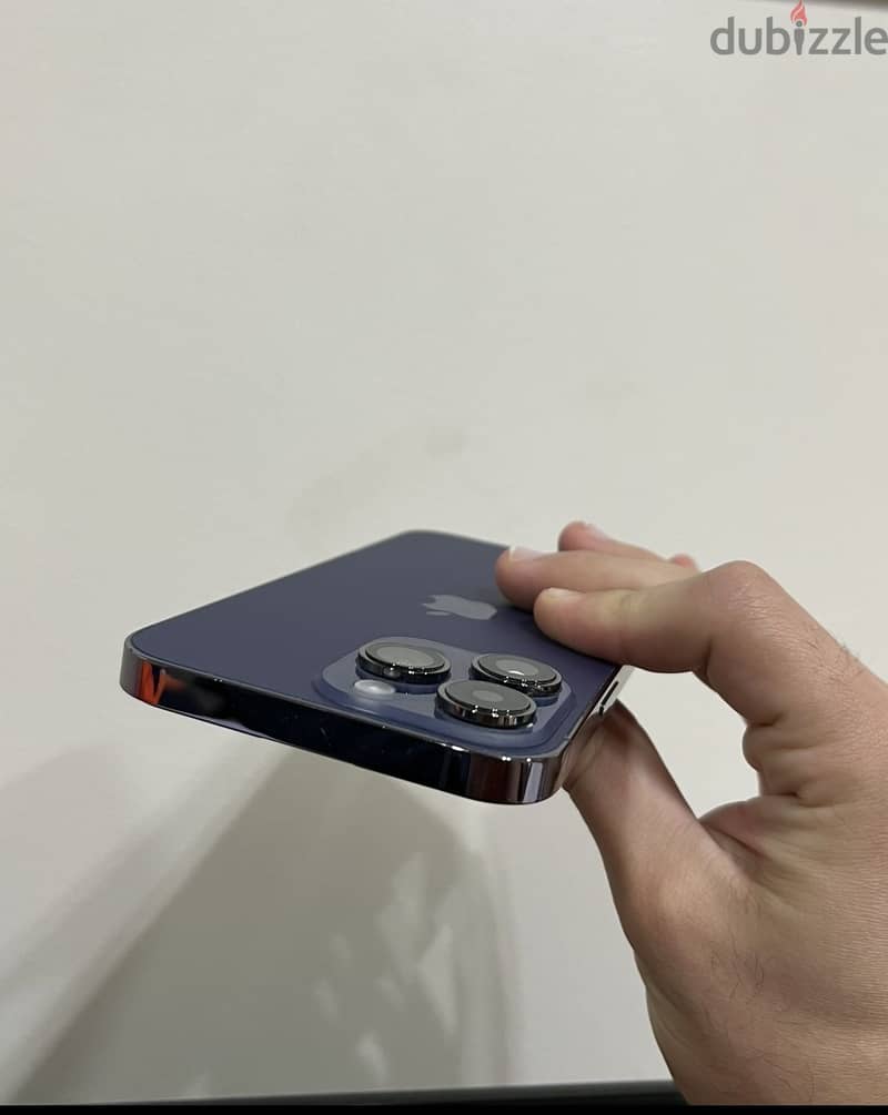 Apple - iPhone 14 Pro Max 3