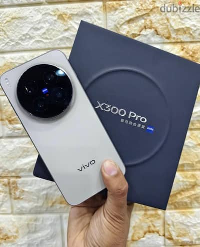 Vivo x300 pro 1000 giga 16 ram  فتحه علبه لم يستخدم دولي