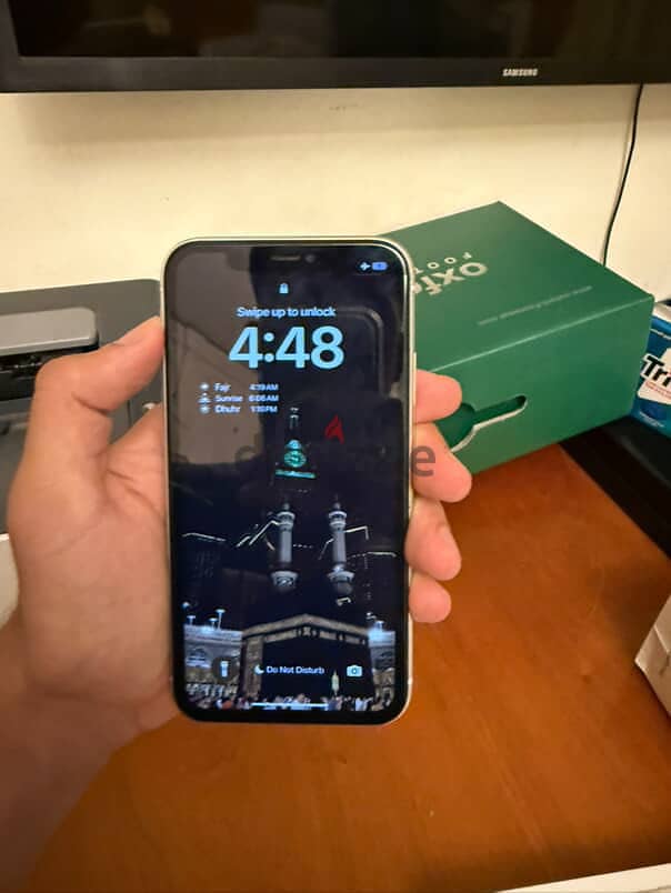 Apple - iPhone 11 4