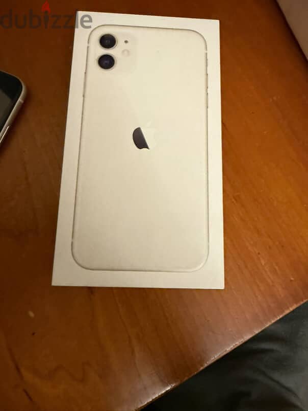 Apple - iPhone 11 5
